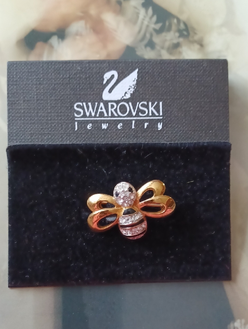 Swarovski Swan Signed Crystal Gold Plated Enamel Honey Bumble Bee Brooch/Pin